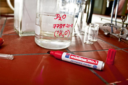 Marqueur permanent 1 noir