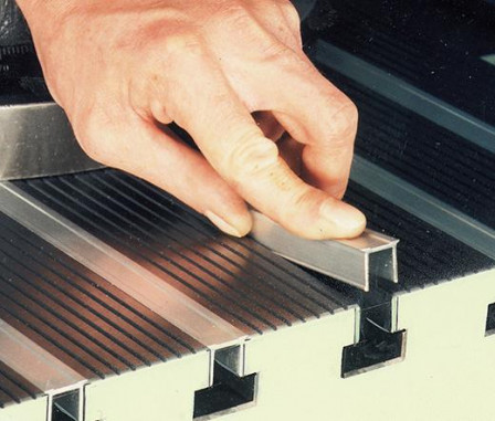 Cache-rainures rainure T 16x1000mm 