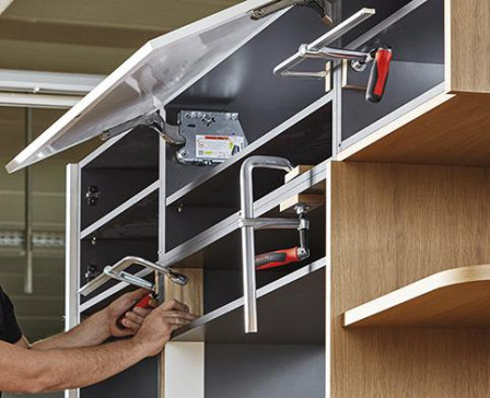 Serre-joint tout acier a.manche bicomposant 250x1 20mm Poignée rabatt. 